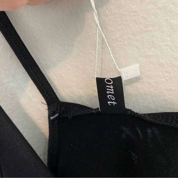 Automet Women’s Small Shorts Romper Sleeveless With Pockets *Small Flaw - Picture 4 of 13